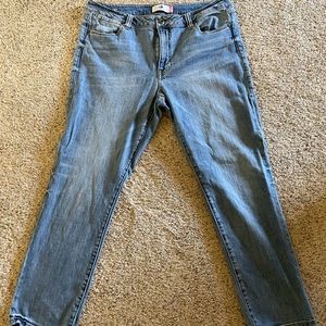 Cabi Higher Straight jeans